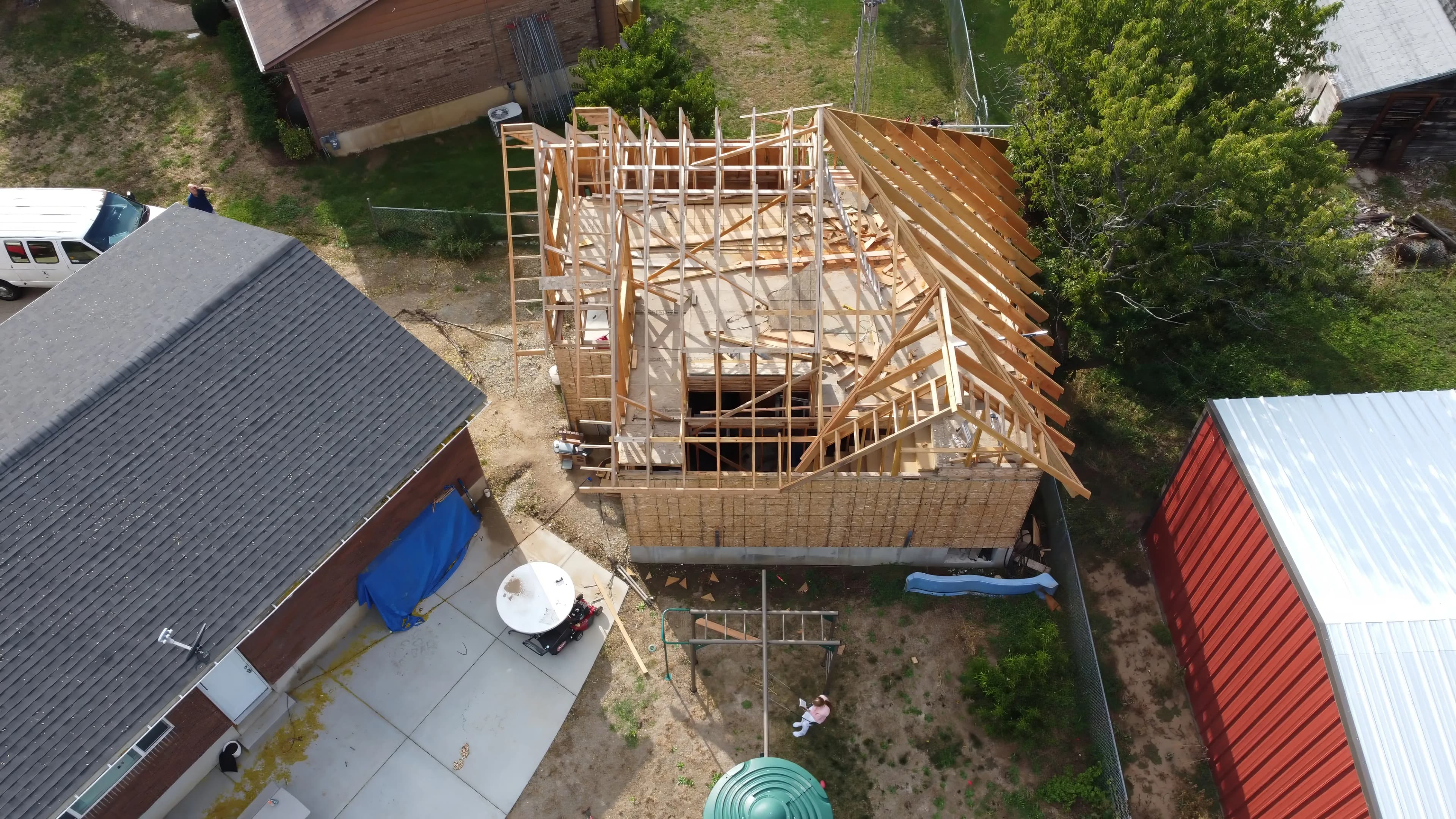 Roof installation crew Utah